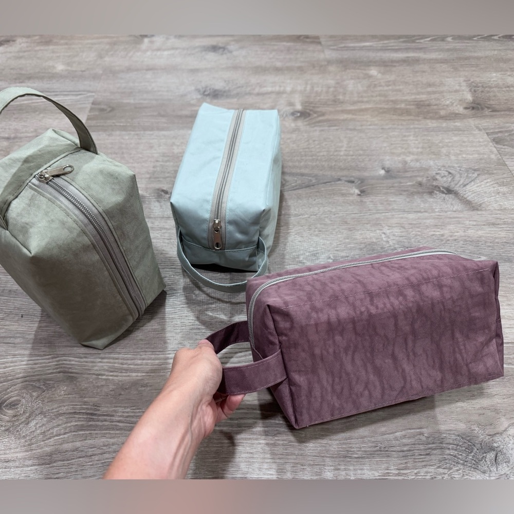Handmade Nylon Dopp Kit - Picture 4 of 16